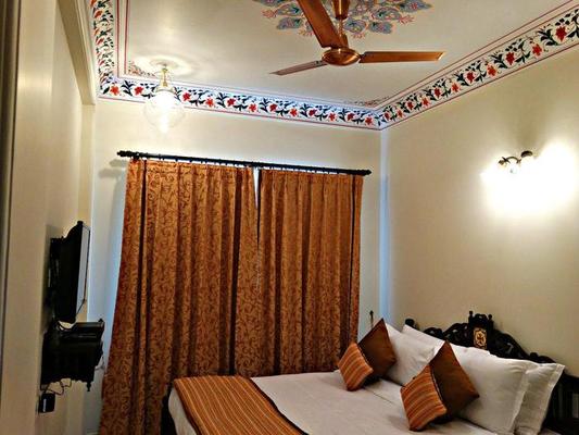 Umaid Residency